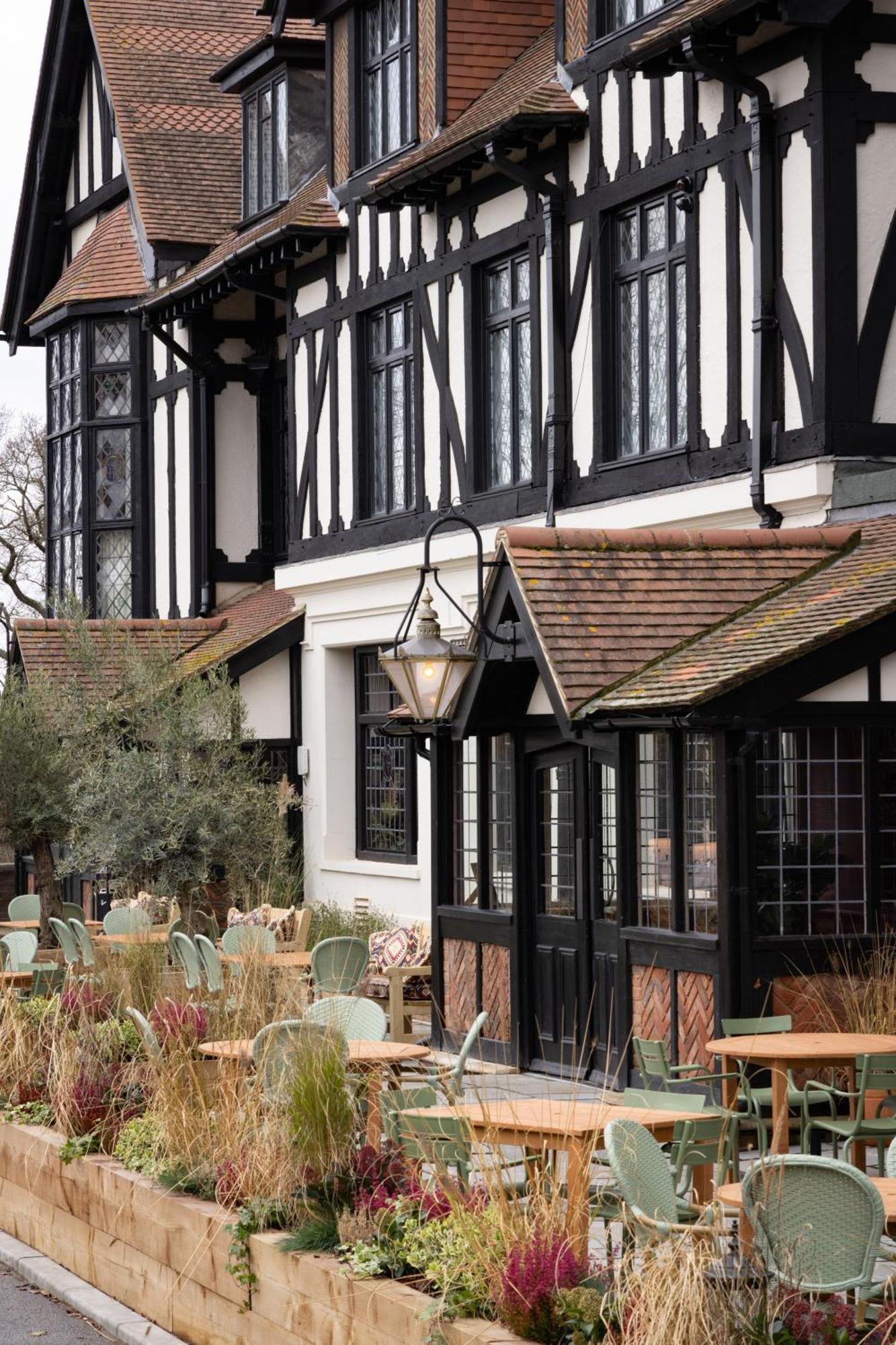The Royal Forest - A Heartwood Inn Chingford Ngoại thất bức ảnh
